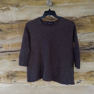 100% Cashmere Sweater Size Medium